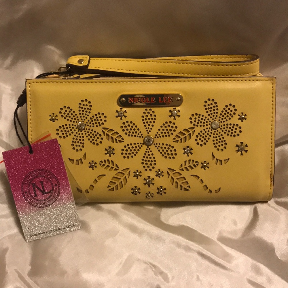 Nicole Lee wallet